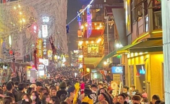 韩国踩踏事画面曝光,悲剧瞬间直击人心